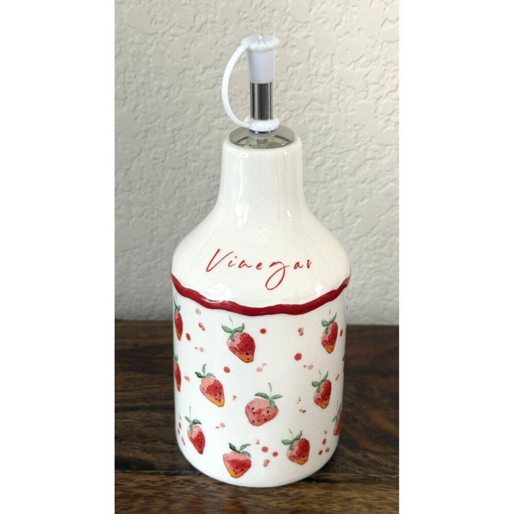 Market Square Ceramic Vinegar Bottle/Strawberry/3 x 7.36"